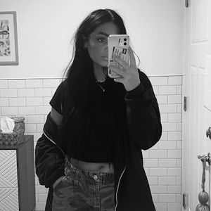 Meet your Posher, Bailey